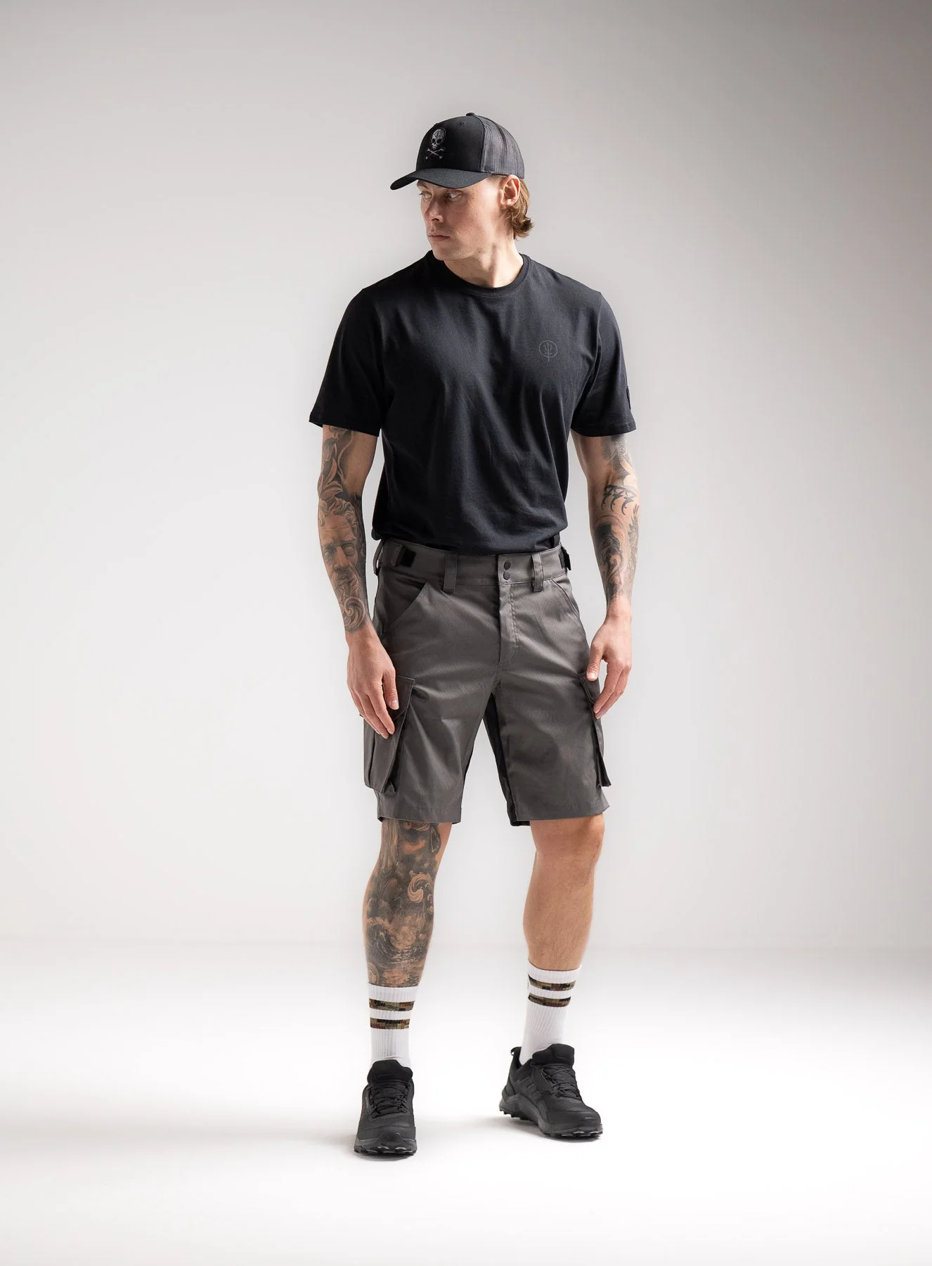 CHARGE SHORTS - Image 2