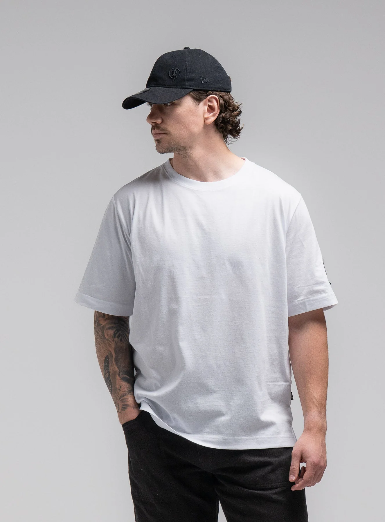 JACKAL T-SHIRT